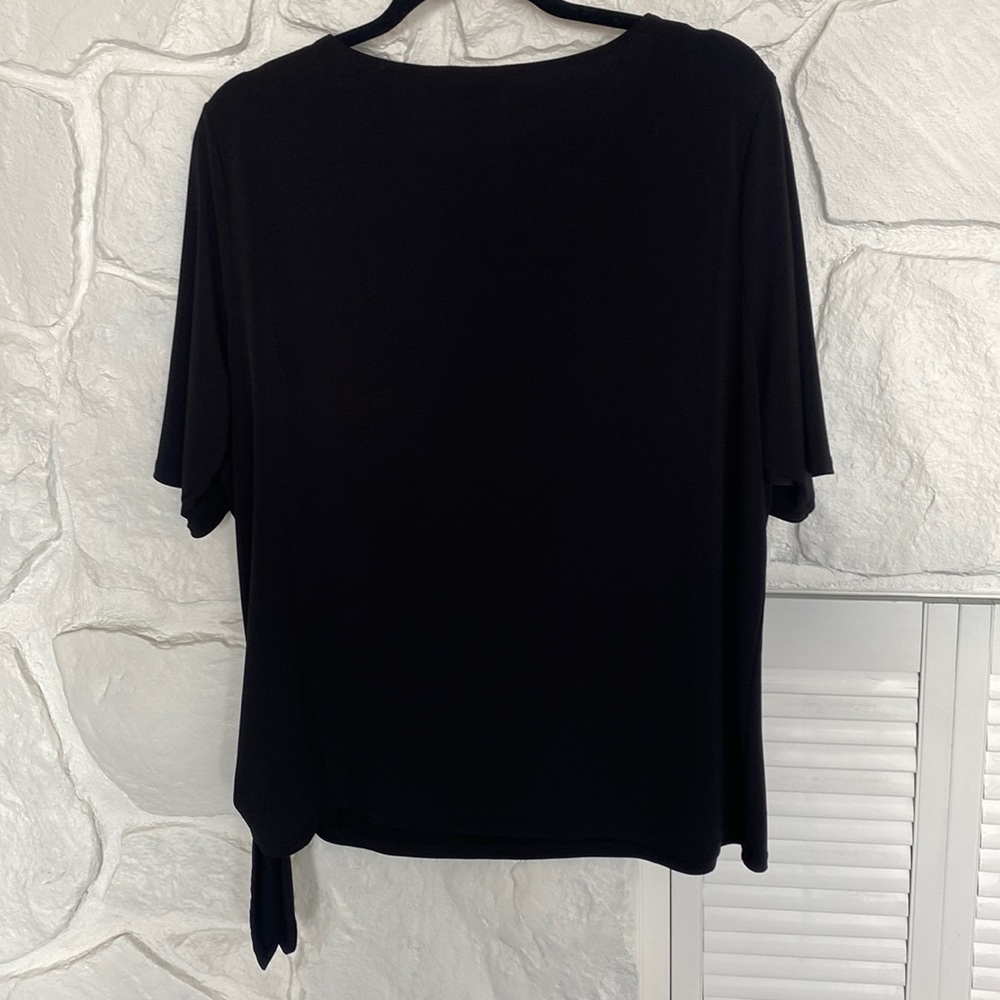 Chico’s Black short sleeve stretchy top with tie on side Chico size 3 or XL - Picture 5 of 13